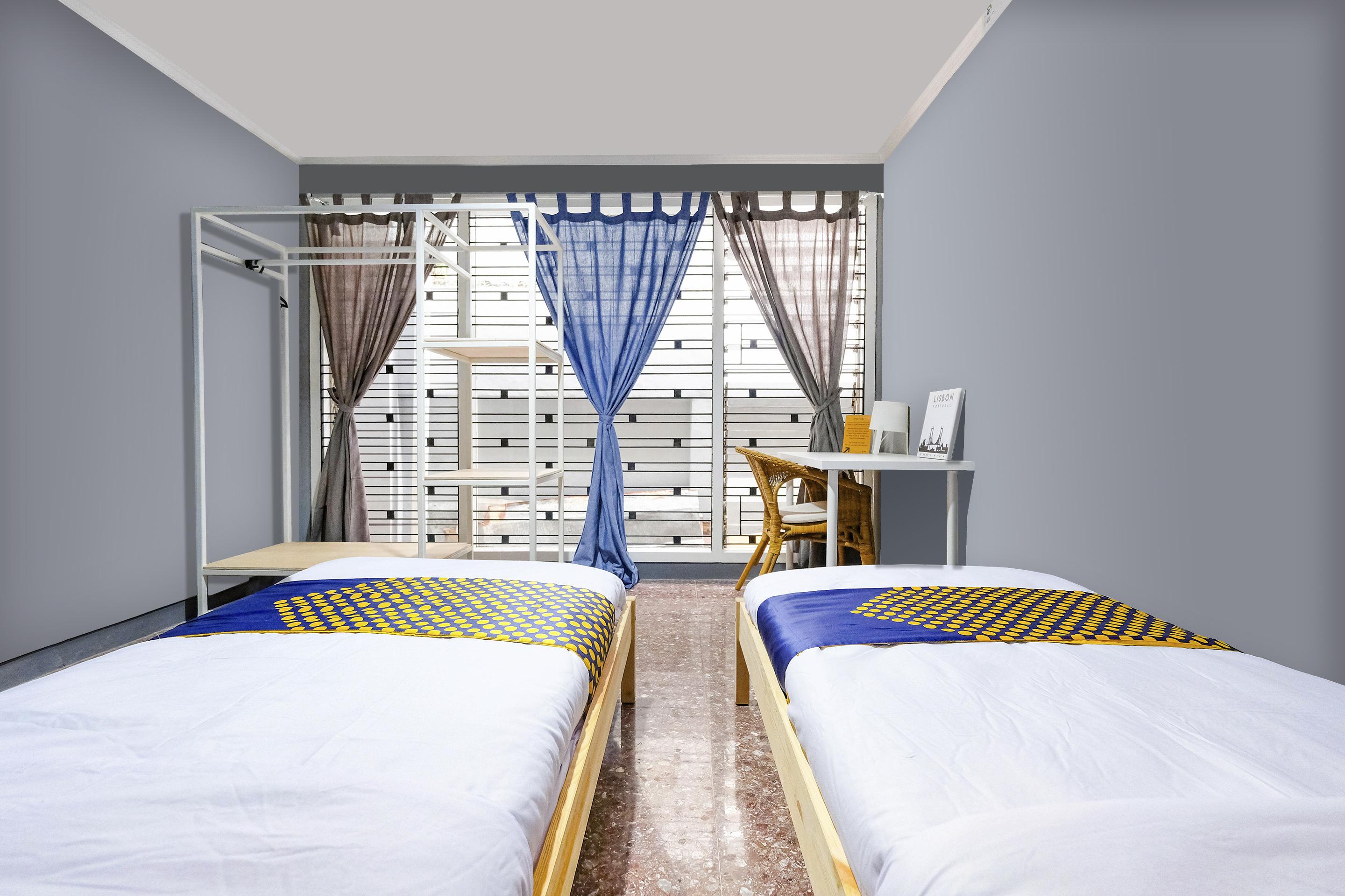 SPOT ON 2281 Omajo Hotell Semarang Exteriör bild