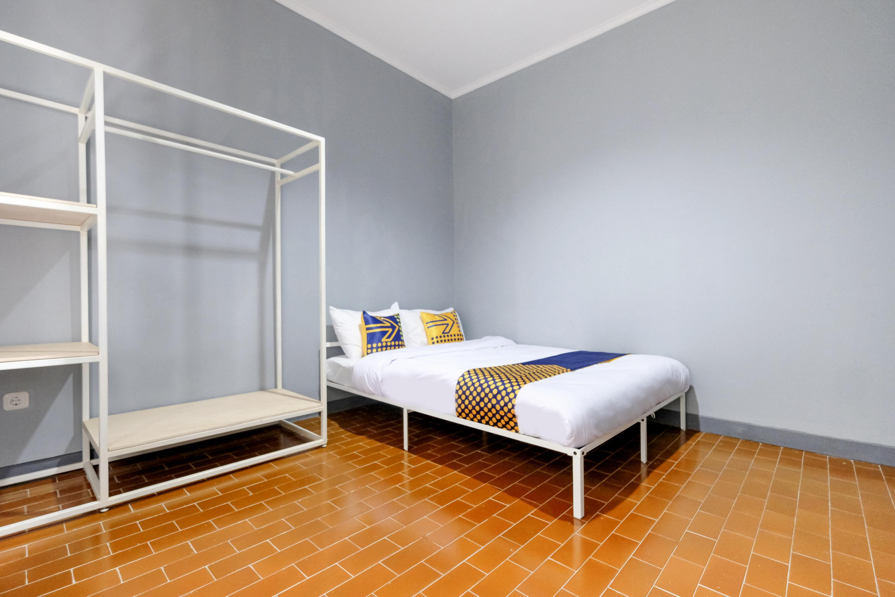 SPOT ON 2281 Omajo Hotell Semarang Exteriör bild